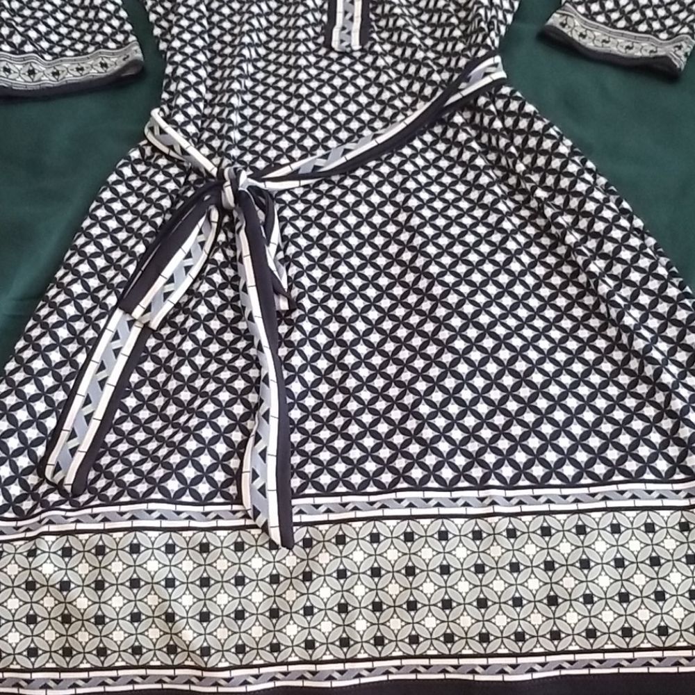 CLOSET CLOSING -NEW • Max Studio dress - Picture 4 of 5